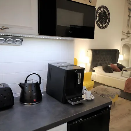 Zamstudio Zamenhofa 4 Apartman *