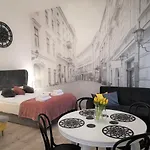 Daire Zamstudio Zamenhofa 4 *